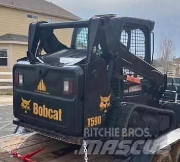 Bobcat T590 Šmykom riadené nakladače