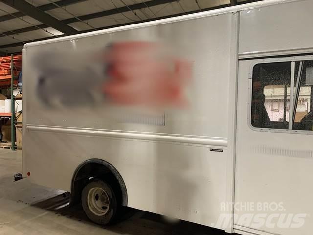 Ford E350 Skriňová nadstavba