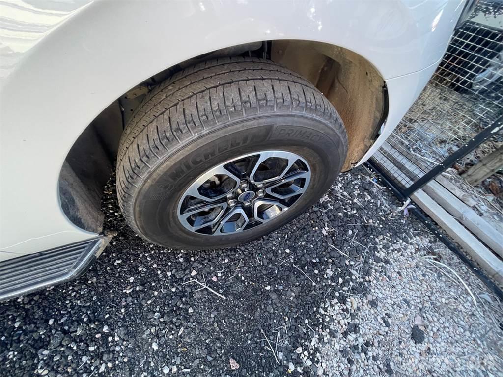 Ford Expedition Ďalšie nákladné vozidlá