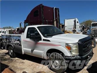 Ford F250 Vyslobodzovacie vozidlá