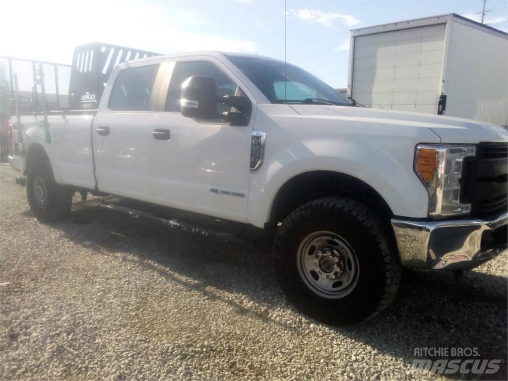Ford F250 Nakladacia/sklápacia bočnica