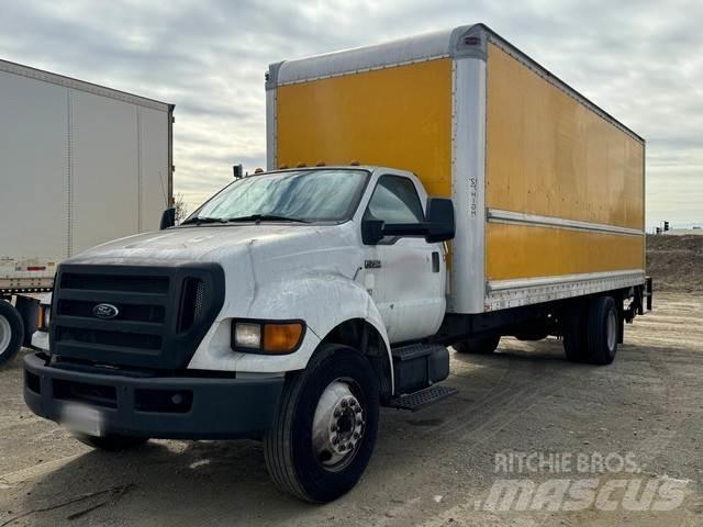 Ford F750 Skriňová nadstavba