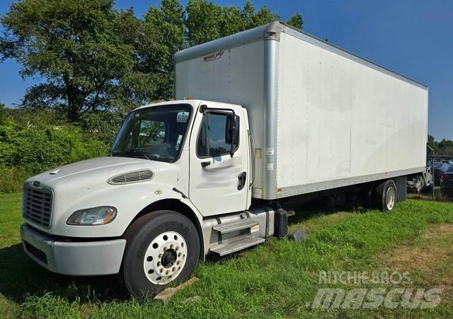 Freightliner M2 Skriňová nadstavba