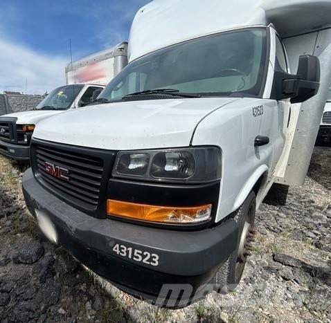 GMC Savana 4500 Skriňová nadstavba