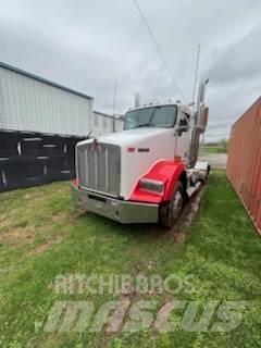 Kenworth T800W Ťahače