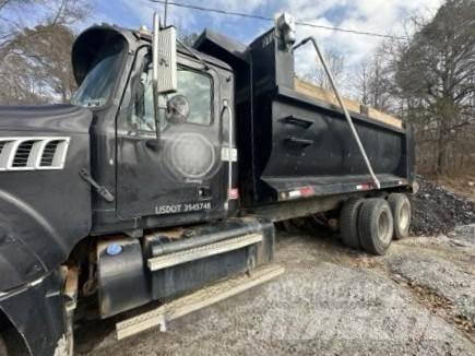Mack GU713 Sklápače