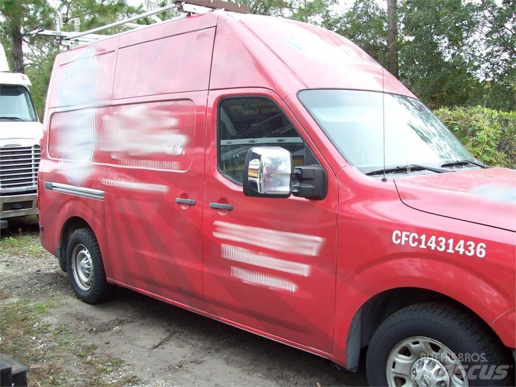 Nissan NV2500 Skriňová nadstavba