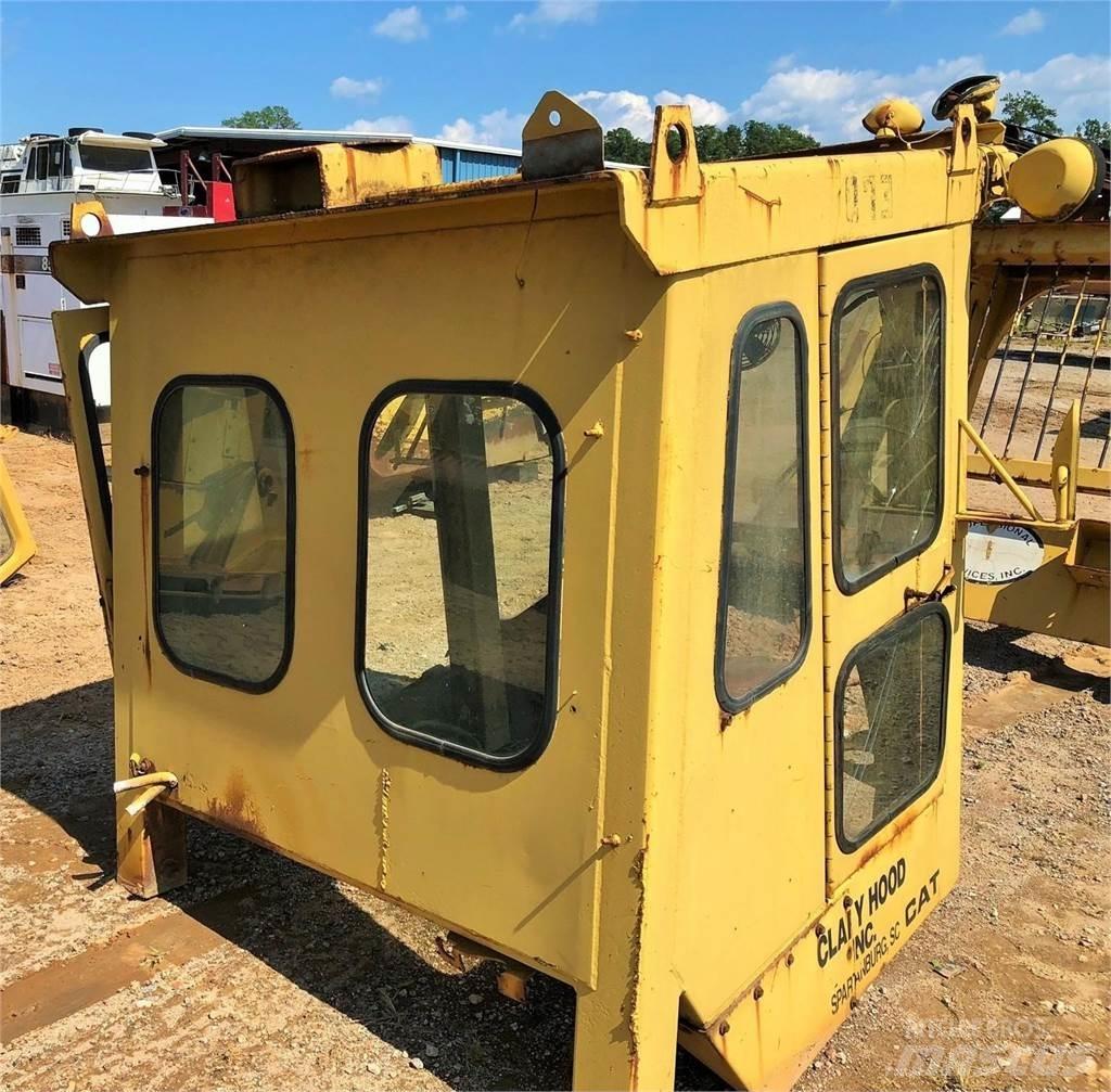 CAT 980C Kabíny a interiér