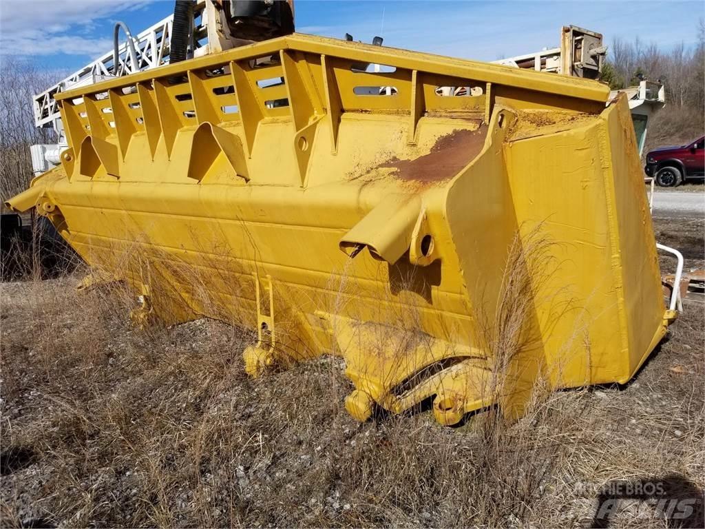 CAT D11N Pásové dozéry