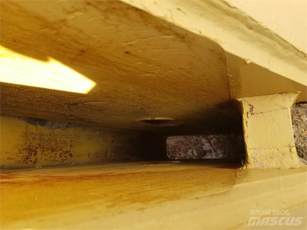 CAT D11N Pásové dozéry