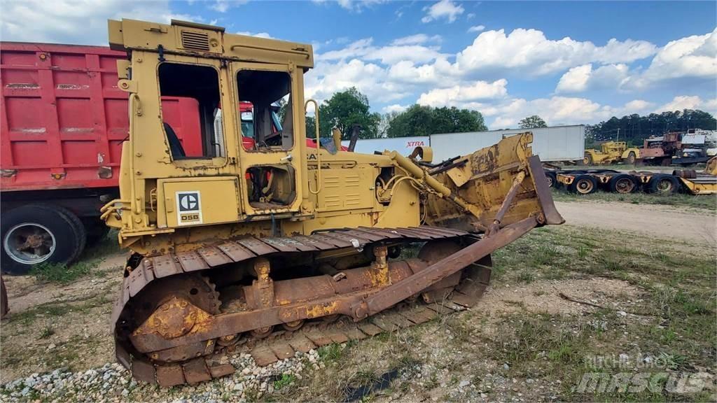 CAT D5B Pásové dozéry