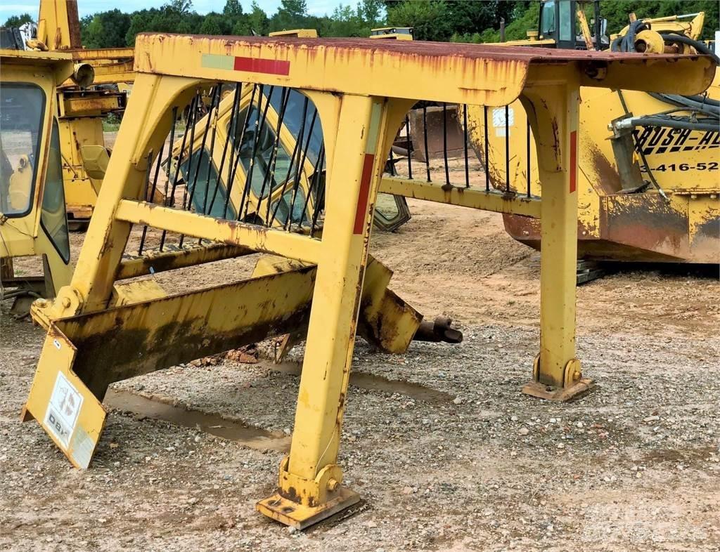 CAT D8K Kabíny a interiér
