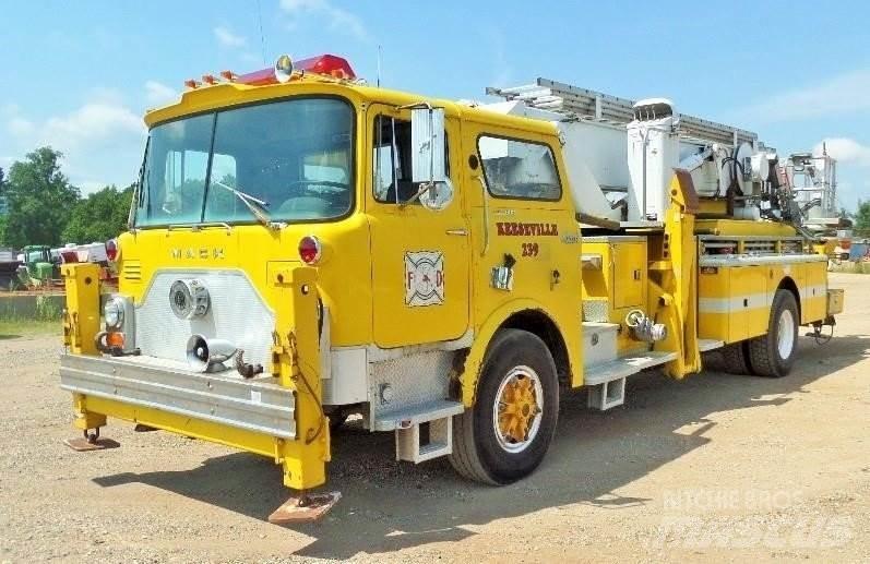 Mack CF685 Hasičské vozy