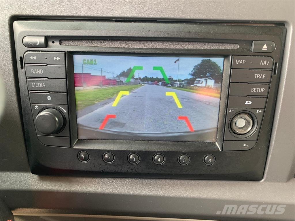 DAF LF210 4x2 FA Autožeriavy, hydraulické ruky