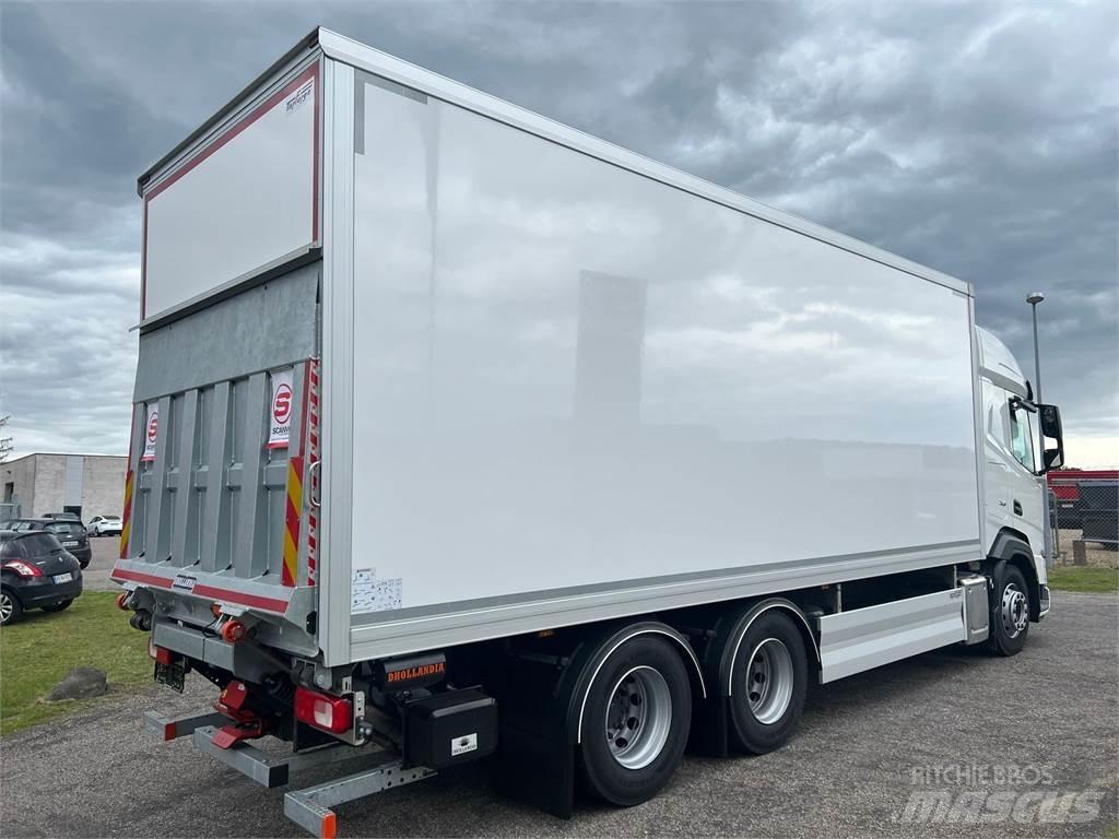 DAF XF480 FAS 6x2 Skriňová nadstavba