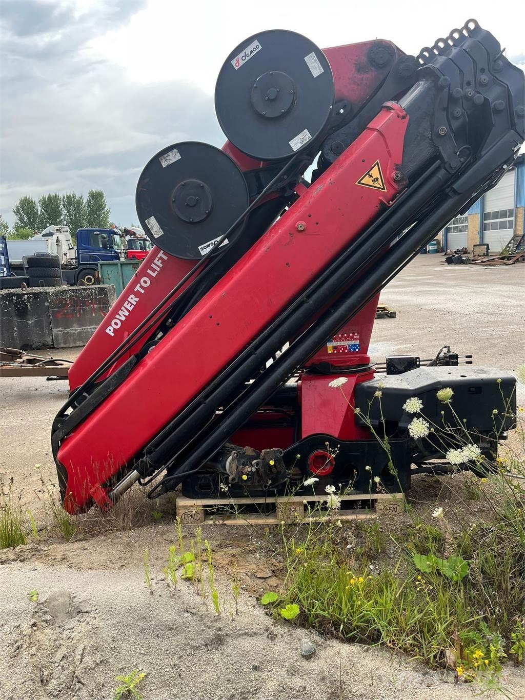HMF 2620K5 RC Nakladacie žeriavy