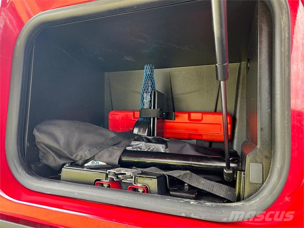 Renault CM 430 Hákový nosič kontajnerov