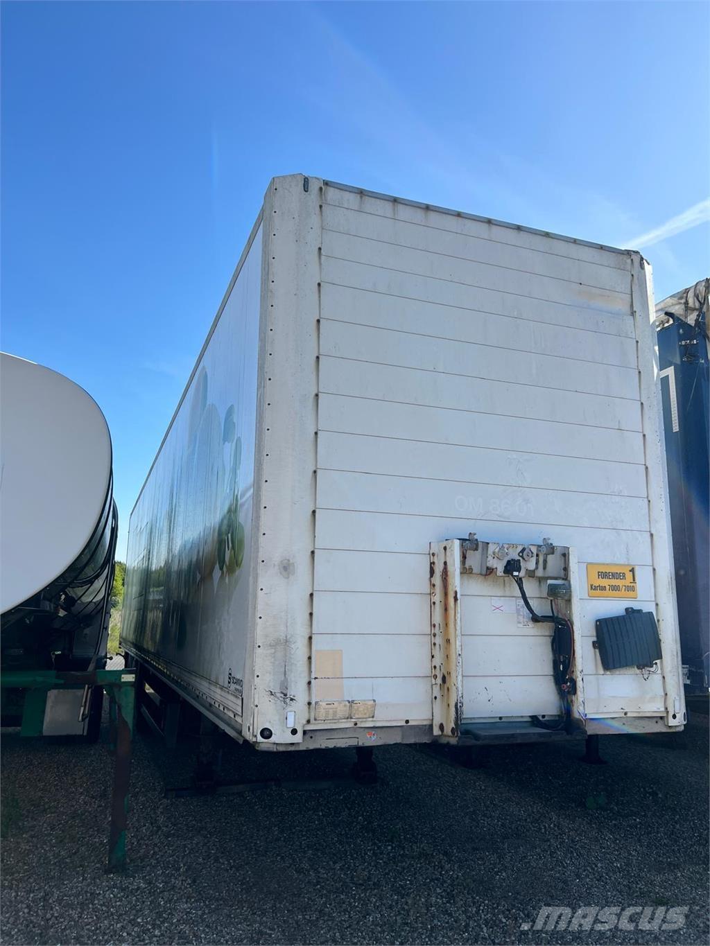 Schmitz 13,6 mtr boks Skriňové návesy