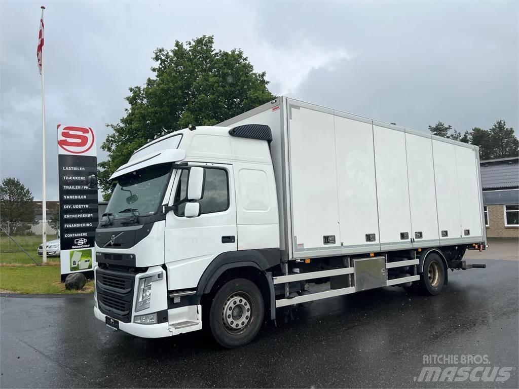 Volvo FM330 Skriňová nadstavba
