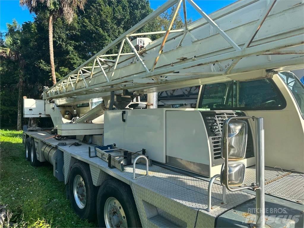 Terex T560-1 Univerzálne terénne žeriavy