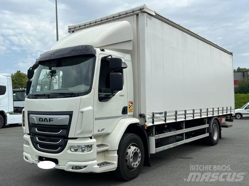 DAF LF 290 Nákladné vozidlá s bočnou zhrnovacou plachtou