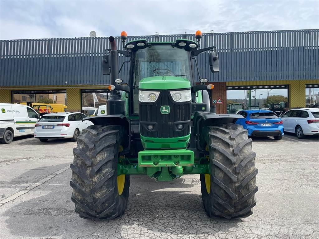 John Deere 6195 M Traktory