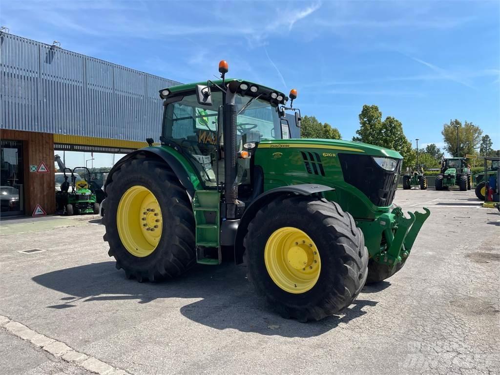 John Deere 6210 R Traktory