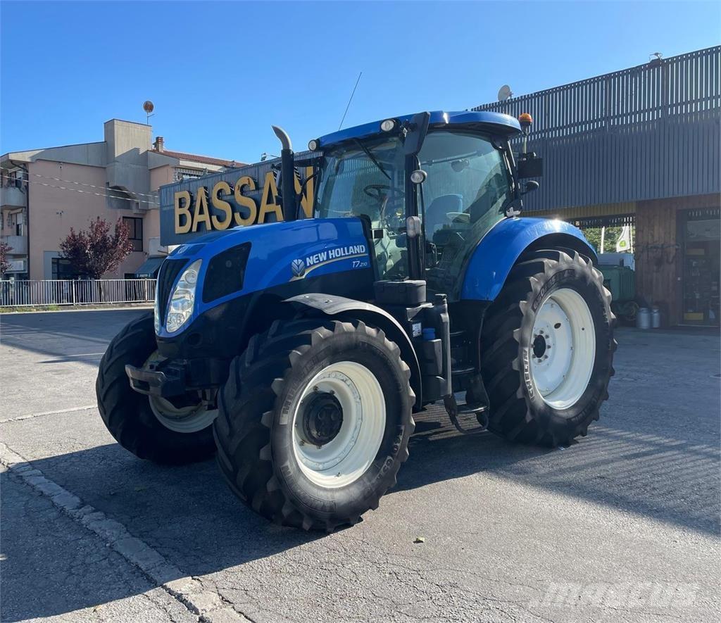 New Holland T7 210 Traktory