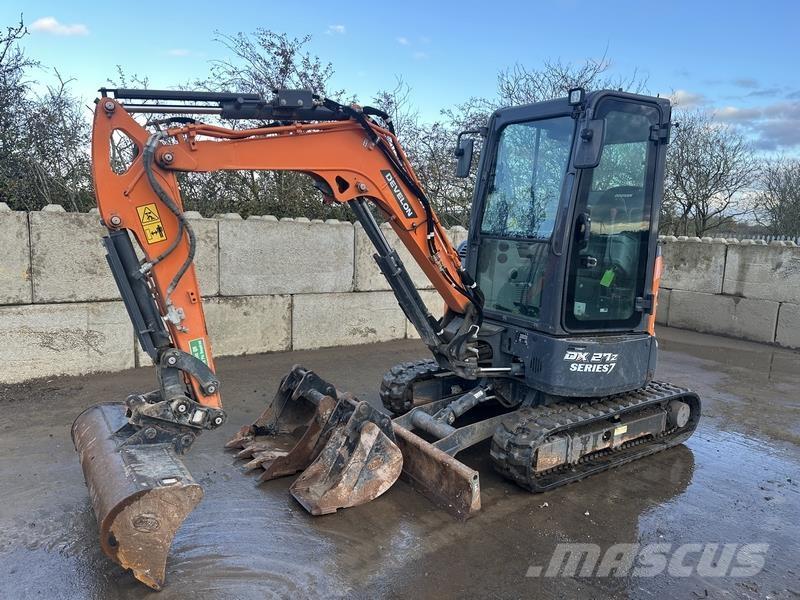 Doosan DX27 Pásové rýpadlá