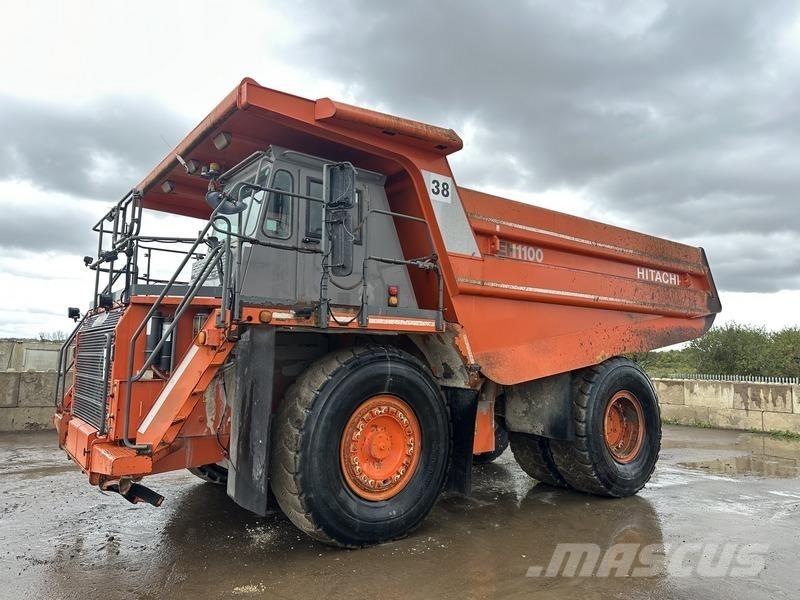 Hitachi EH1100-5 Kĺbové nákladné autá