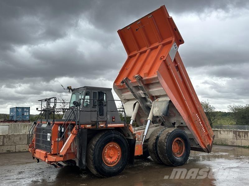 Hitachi EH1100-5 Kĺbové nákladné autá