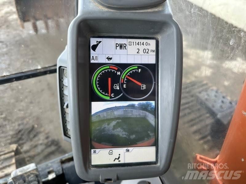 Hitachi ZX135 Pásové rýpadlá