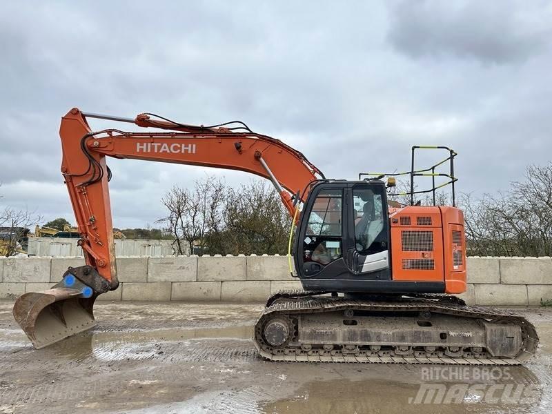 Hitachi ZX225USLC-6 Pásové rýpadlá