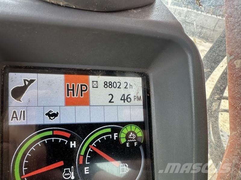 Hitachi ZX225USRLC-6 Pásové rýpadlá