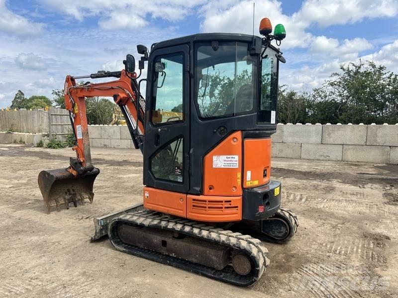Hitachi ZX26U-5A CR Pásové rýpadlá