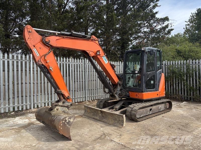 Hitachi ZX65 Midi rýpadlá 7 t - 12 t