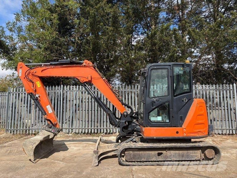 Hitachi ZX65 Midi rýpadlá 7 t - 12 t