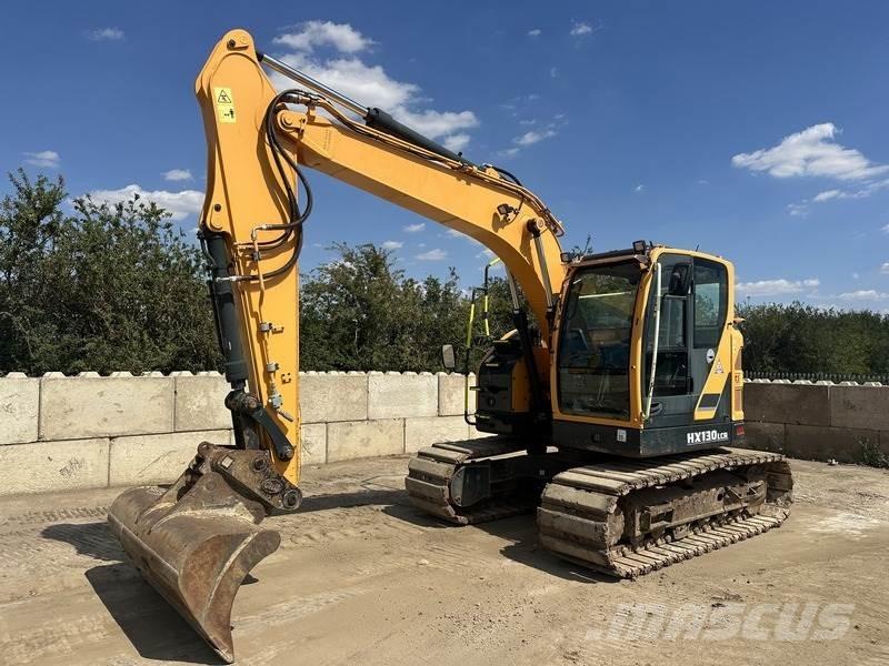 Hyundai HX130LCR Pásové rýpadlá