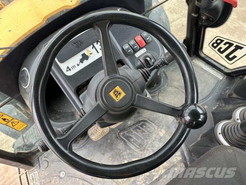 JCB 3CX Sitemaster Rýpadlo-nakladače