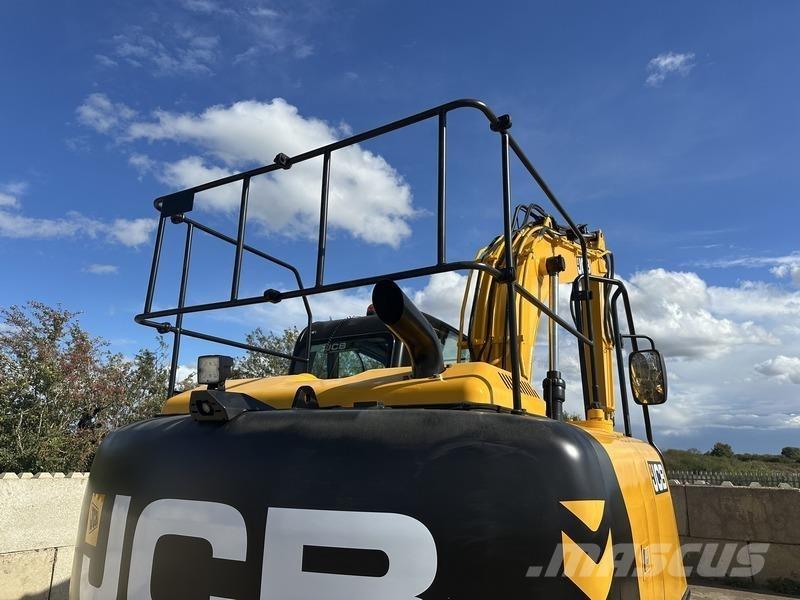 JCB JS131 LC Pásové rýpadlá