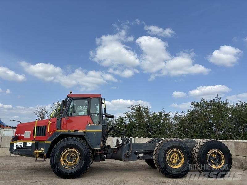 Komatsu HM300-1 Kĺbové nákladné autá