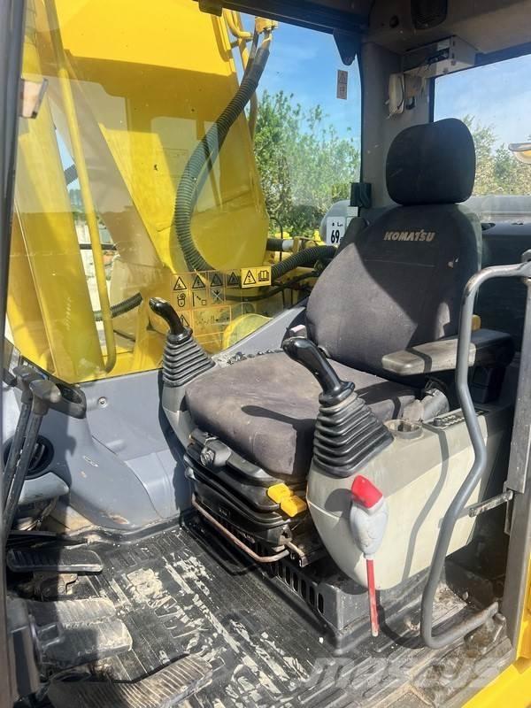 Komatsu PC210 LC-8 Pásové rýpadlá
