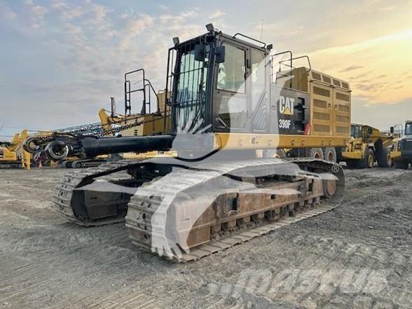 CAT 390FL Pásové rýpadlá