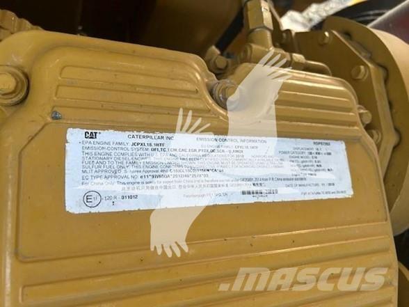 CAT 390FL Pásové rýpadlá