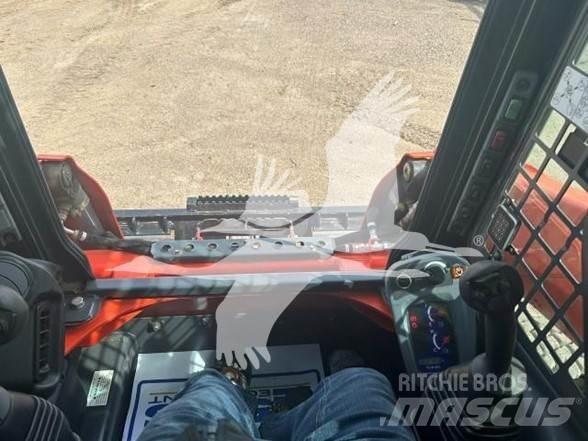 Kubota SSV75 Šmykom riadené nakladače