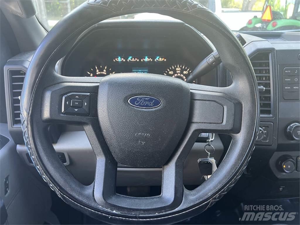Ford F-150 Nakladacia/sklápacia bočnica