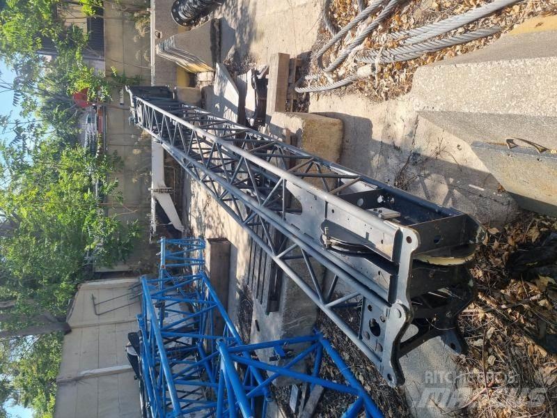 Grove GMK 3055 Univerzálne terénne žeriavy
