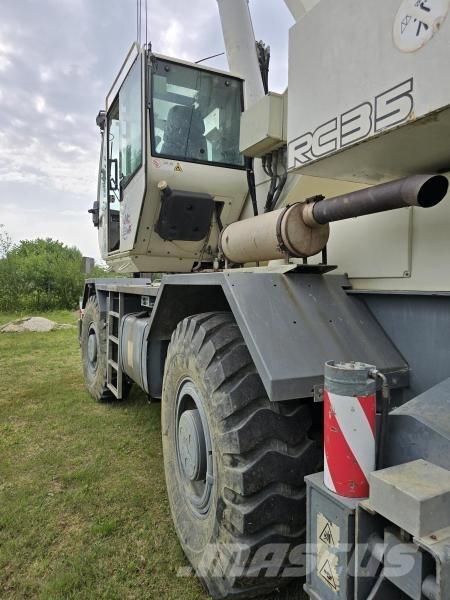 Terex RC35 Univerzálne terénne žeriavy