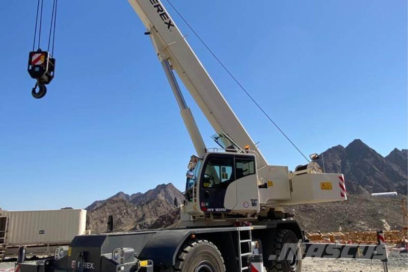 Terex RT 1070 Univerzálne terénne žeriavy