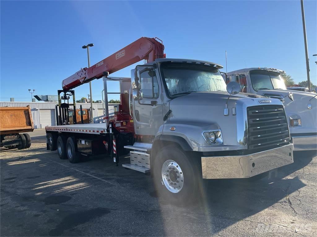 Freightliner 114SD Nákladné vozidlá bez nadstavby